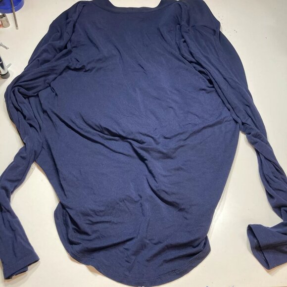 White House Black Market WHBM Navy Drape Crossover Front Blouse Size Small - Picture 8 of 12